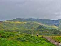 阿西里西韭菜坪|貴州 “天上花海” 阿西里西·韭菜坪位於貴州畢節市赫章縣,主峰海拔2777米,是世