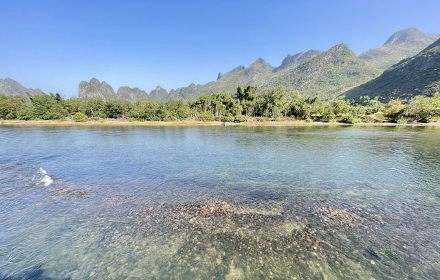 漓江山色美如畫 漓江山色美如畫