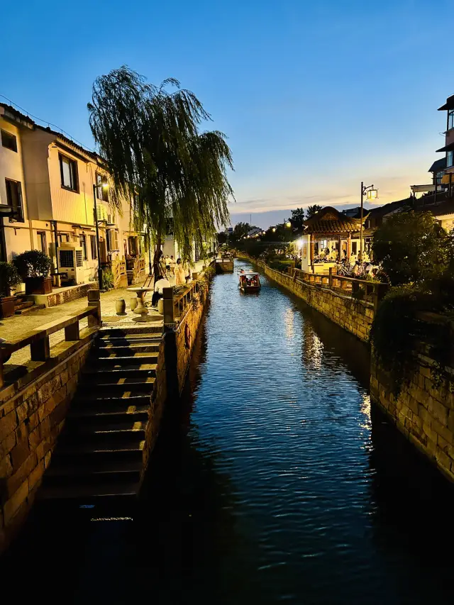 Canal Dreamscape🛶
