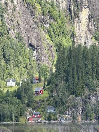 Norway in a nutshell Nutshell
