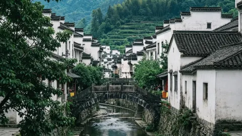 Xuancheng, this hidden gem, is the true poetic home of southern Anhui. — traveler post in Yi County