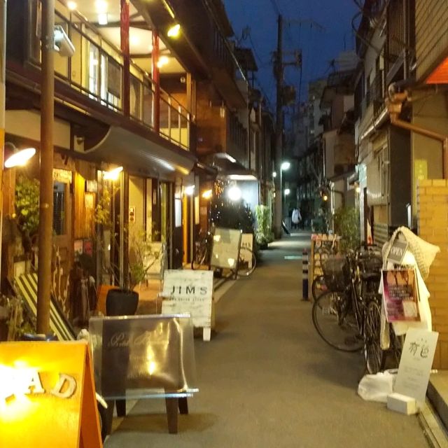 レトロな街並み　中崎町キャンドルナイトの夜。