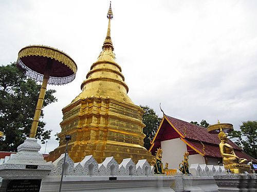 วัดพระธาตุจอมทอง