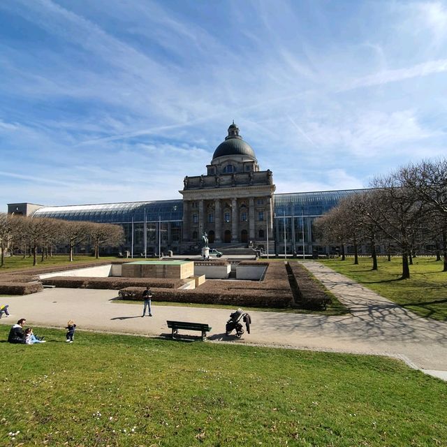 Beautiful Hofgarten Munich