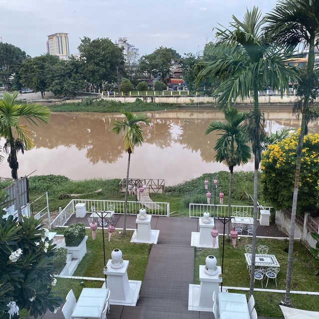B2 Riverside Colonial Hotel เชียงใหม่📍