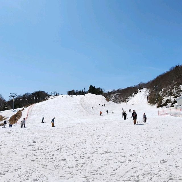 My First Time Snowboarding Experience