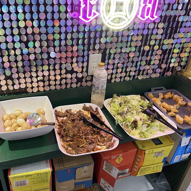 【東京・大久保】ネオン系ガチ中華！