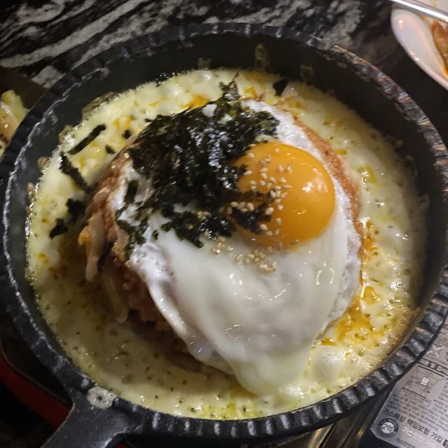 【大阪・道頓堀】ゴージャスでギラギラ！本格派の韓国料理