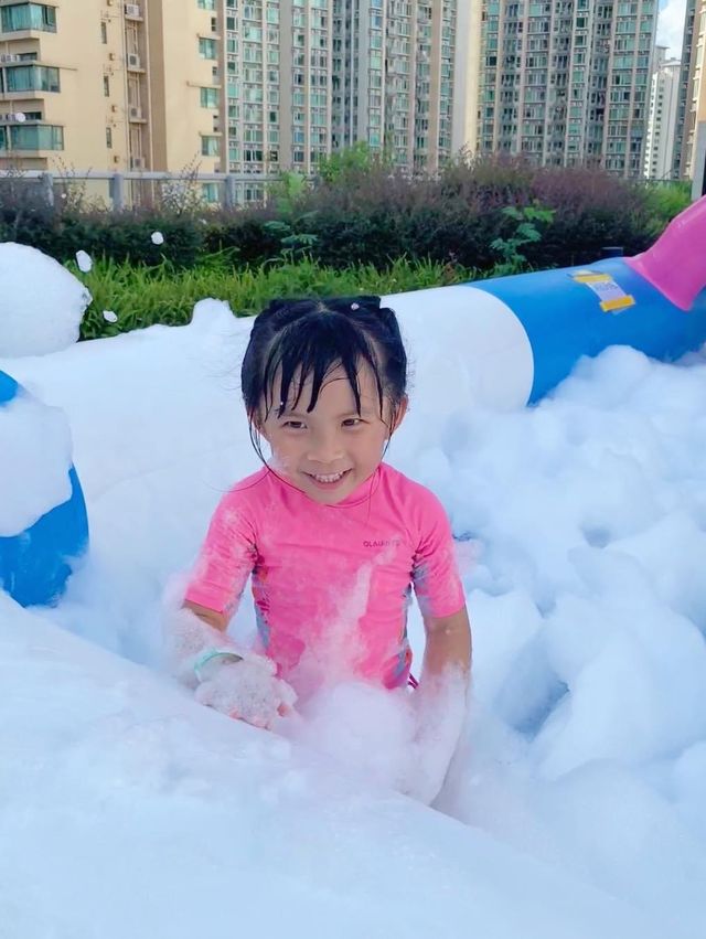 瘋狂玩泡泡 🫧 夢幻泡沫世界 Bubbles World