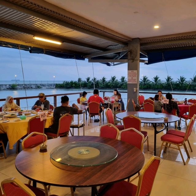 Seafood With A View At Jade Garden 🦞🐟🦐