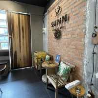 Daily coffee fix @ Sunn Coffee Bar, Krabi 🥤