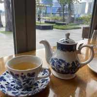 Sumptuous Gordon Ramsay Lunch by waterfront