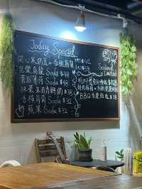  荔枝角隱世西餐