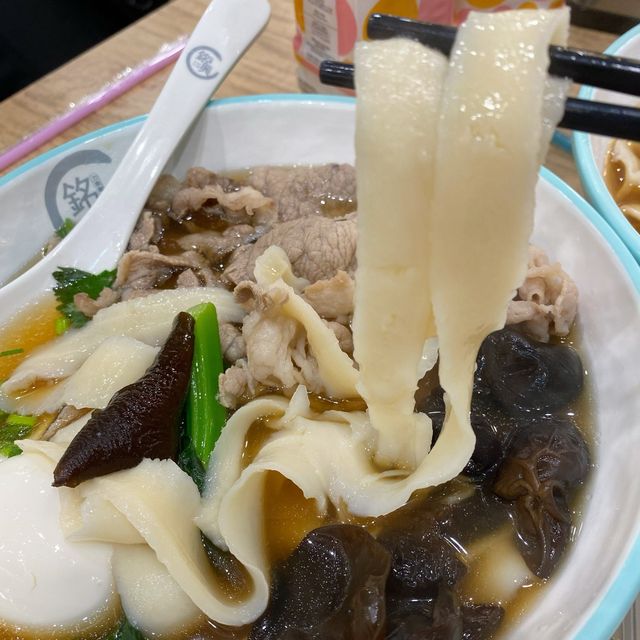 足料刀削麵😊💖😬