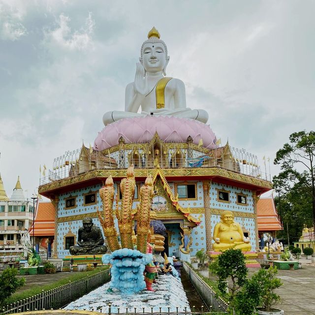 พระใหญ่ วัดหัวถนน ตำบลปริก อำเภอสะเดา จังหวัดสงขลา