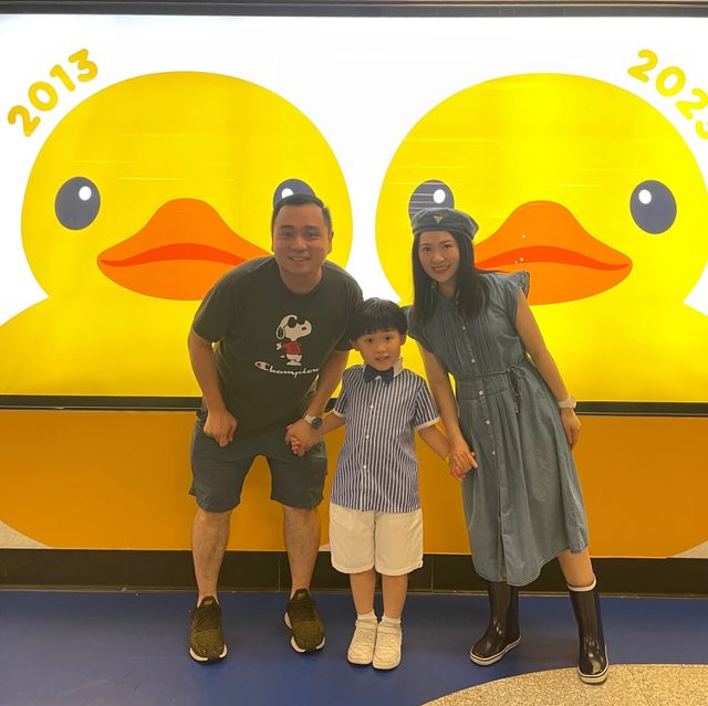 DOUBLE DUCKS橡皮鴨二重奏遊維港藝術展覽打卡