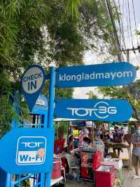 ตลาดน้ำคลองลัดมะยม ตลาดที่ของกินหลากหลาย