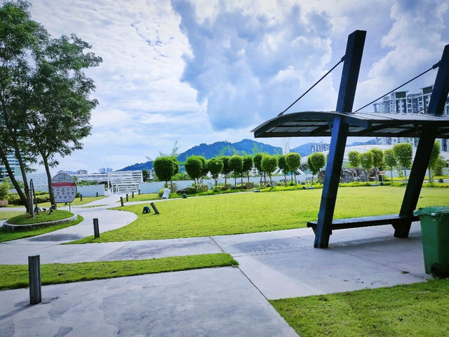 🌳 Amazing Rooftop Garden in Penang 