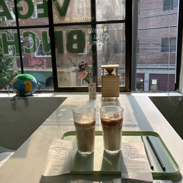 全素親環境 Vegan網購品牌vinity
在纛島站首爾林附近快閃🤩