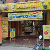 Christina Ee Pineapple Tarts & Chendol