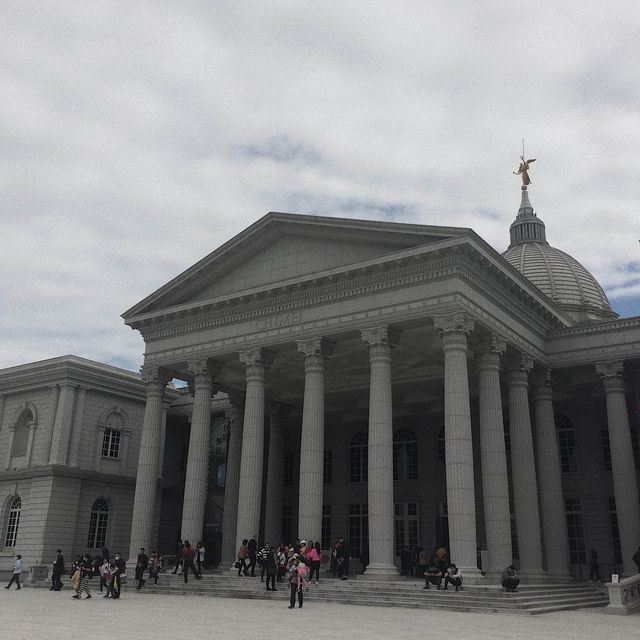 CHIMEI MUSEUM IN TAINAN