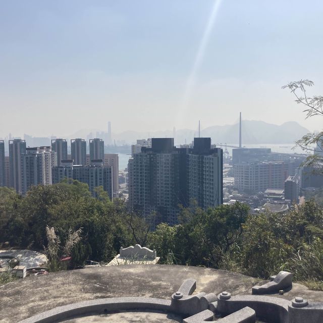 Tsing Yi Peak Hike (Low Difficulty)