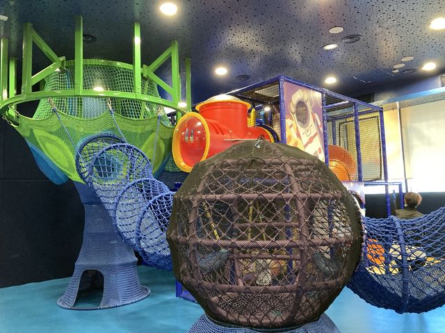 《🚀太空主題免費兒童遊戲室》