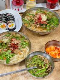 釜山🇰🇷西面　大人気のカルグクス店