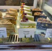 Heritage Cafe Bliss: Friends' Delight