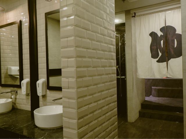 ไปมาแล้วประทับใจมากกก~~ Holiday Inn