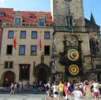  Old town square (Staroměstské náměstí)