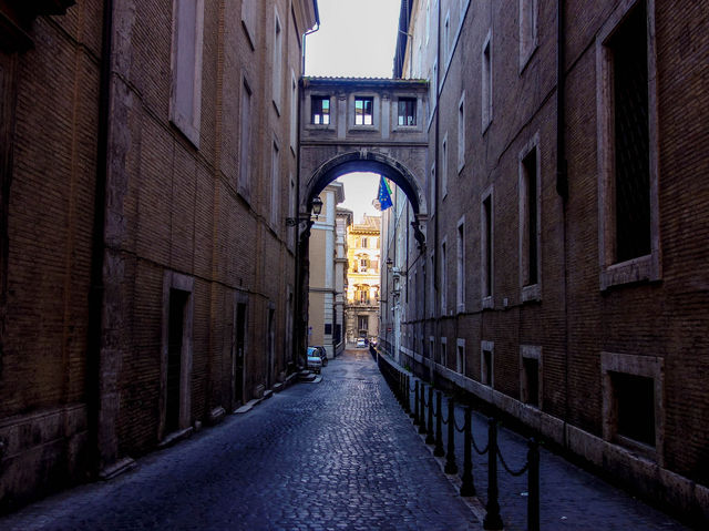 로마의 골목길...