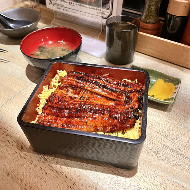 日本大阪 鰻魚丼 ルクアバルチカ うな串 いづも