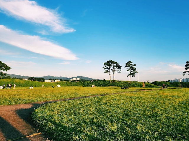 Jeongbuk-dong Earthen Fortress