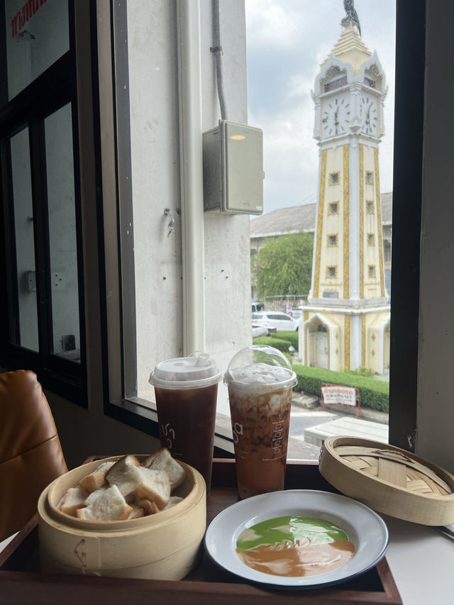 ร้าน Sao Cafe สาขา ท่าน้ำนนท์ คาเฟ่สไตล์คลาสสิค
