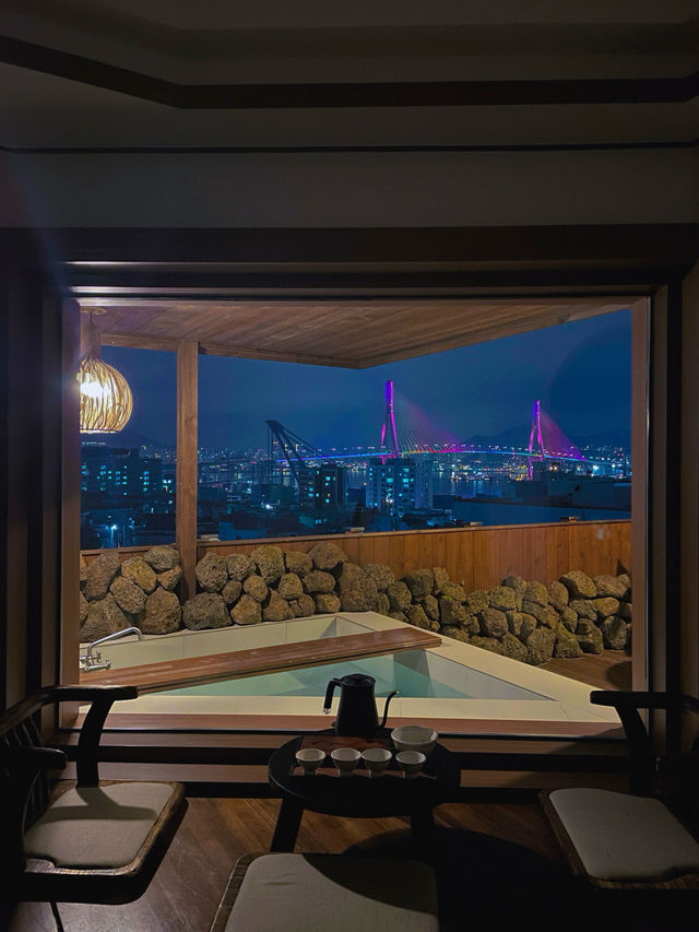 🌌야외 자쿠지에서 북항대교와 영도를 한눈에 볼 수 있는 영도오롯💗
