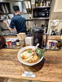 🇯🇵新橋海鮮跟雞湯的結合「纏 拉麵」