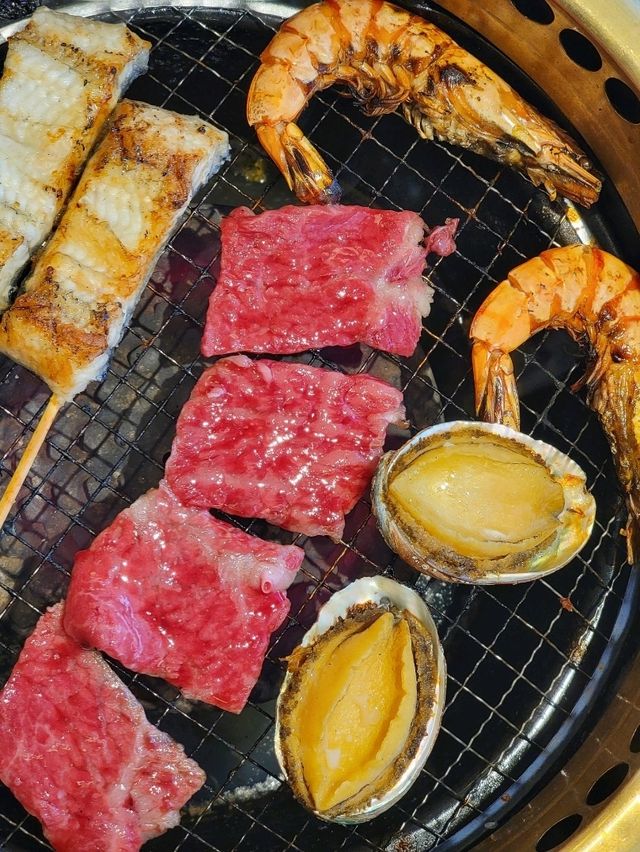 旺角高質和牛海鮮任飲任食