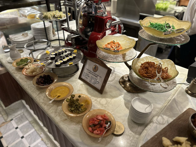 澳門🇲🇴邱吉爾餐廳：豐富多樣的早餐自助餐，用餐體驗極佳