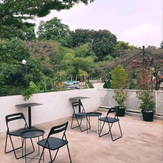 AS IT HAS BOTH INDOOR AND OUTDOOR SEATING