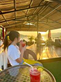 【🇱🇦ラオス】ルアンパバーンで絶対にやりたい事❣️メコン川サンセットクルーズ🚢🌍😎