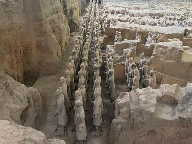 尋找項少龍，喜歡歷史的文青不能錯過‼️秦始皇帝陵：古代文明的輝煌，深入瞭解歷史