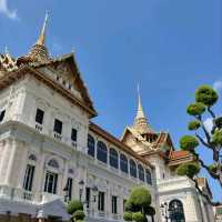 Step into History: The Grand Palace of Bangkok’s Charm and Beauty