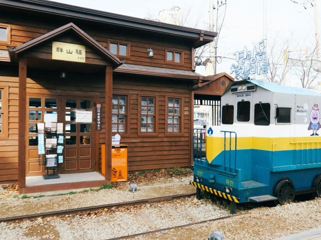 사진찍기 좋은 군산 경암동 철길마을
