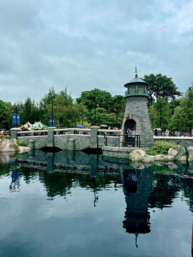 【香港迪士尼樂園】全球首個及最大型《魔雪奇緣》主題園區