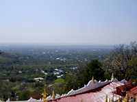 Umin Thonze Pagoda 