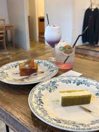 【福岡カフェ】癒しの空間でおいしいスイーツとドリンクを