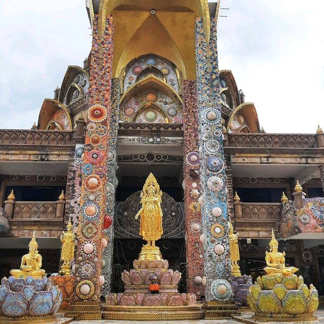 ชมมหาวิหารหนึ่งเดียวในเมืองไทย