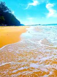 หาดแม่รำพึง
