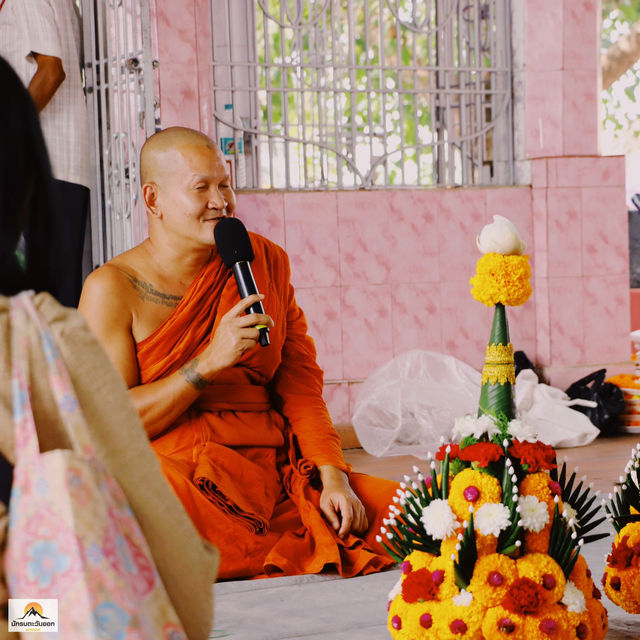 หลวงพ่อองค์ดำ แห่งนาลันทา กรุงราชคฤห์ 